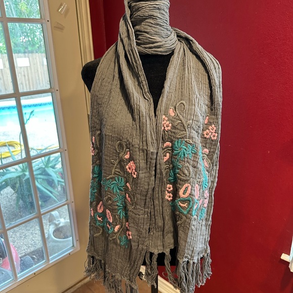 Boho Embroidered Scarf Wrap Gray Cotton Floral Tassel Fringe Festival Bohemian - Picture 1 of 7